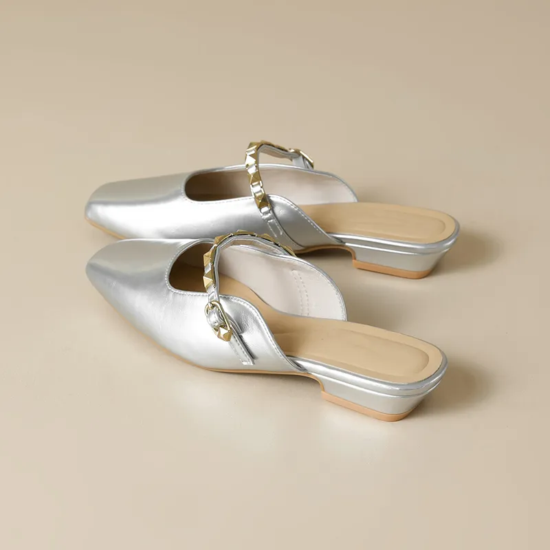 MADALLO Closed Toe Slippers Women's-8