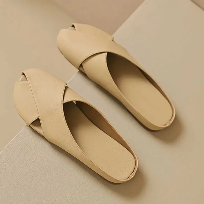 MADALLO Rubber Sole Closed Toe Slippers Women's-8