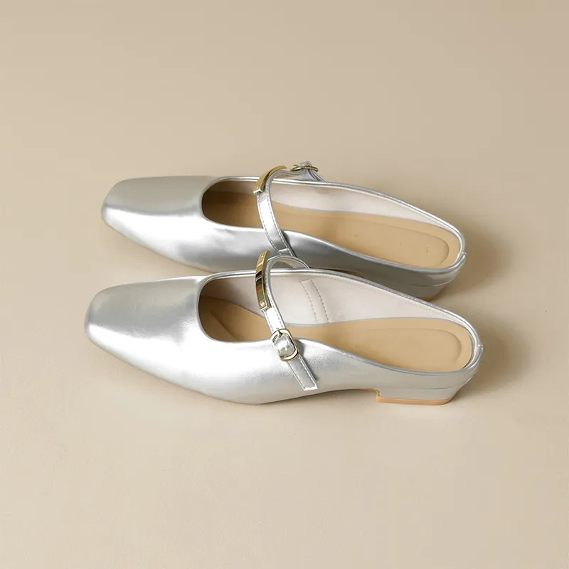 MADALLO Closed Toe Slippers Women's-9
