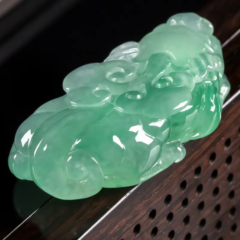 YUANLINYU Ice Glutinous Jadeite Pendants Unisex-4