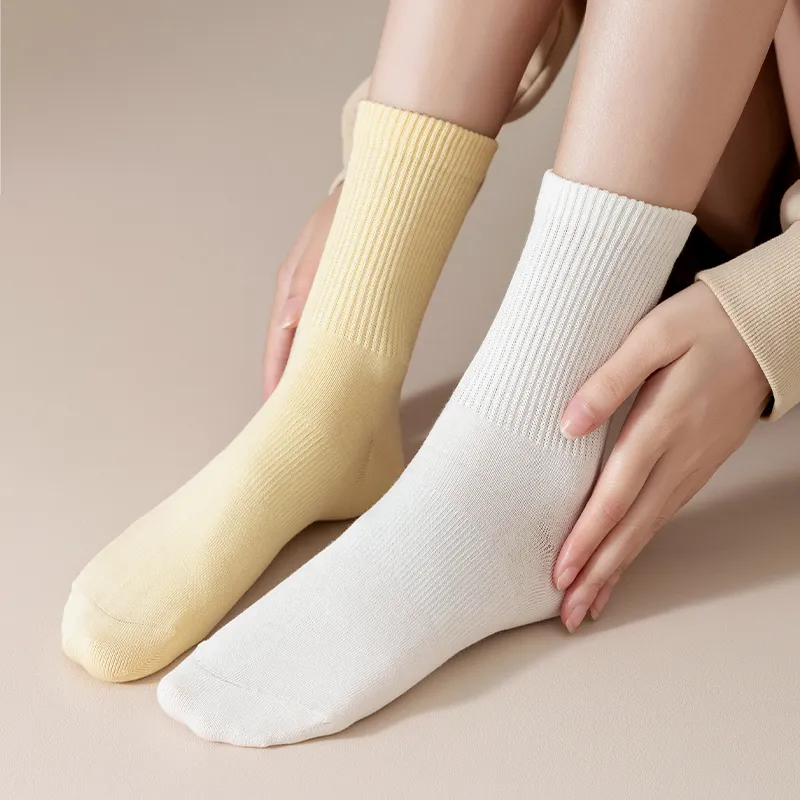 Caramella Mid Calf Socks Women's 3 Pack Gift Box Set-11