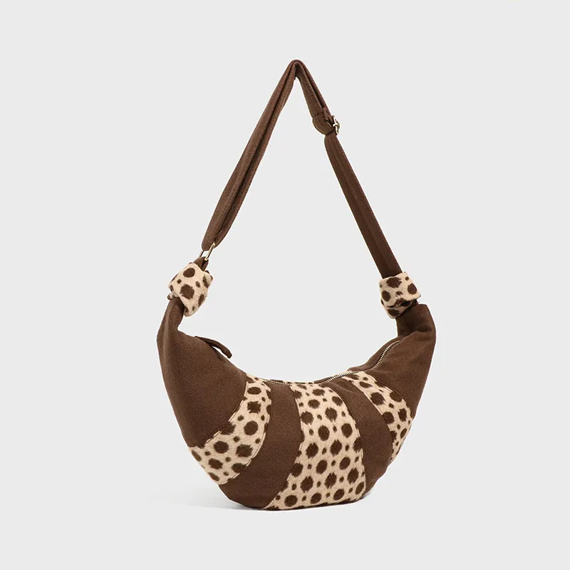 Everthames Fleece-Like Crossbody Bag Regular Women's Brown-4