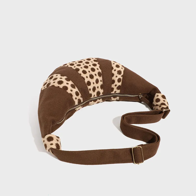 Everthames Fleece-Like Crossbody Bag Regular Women's Brown-7