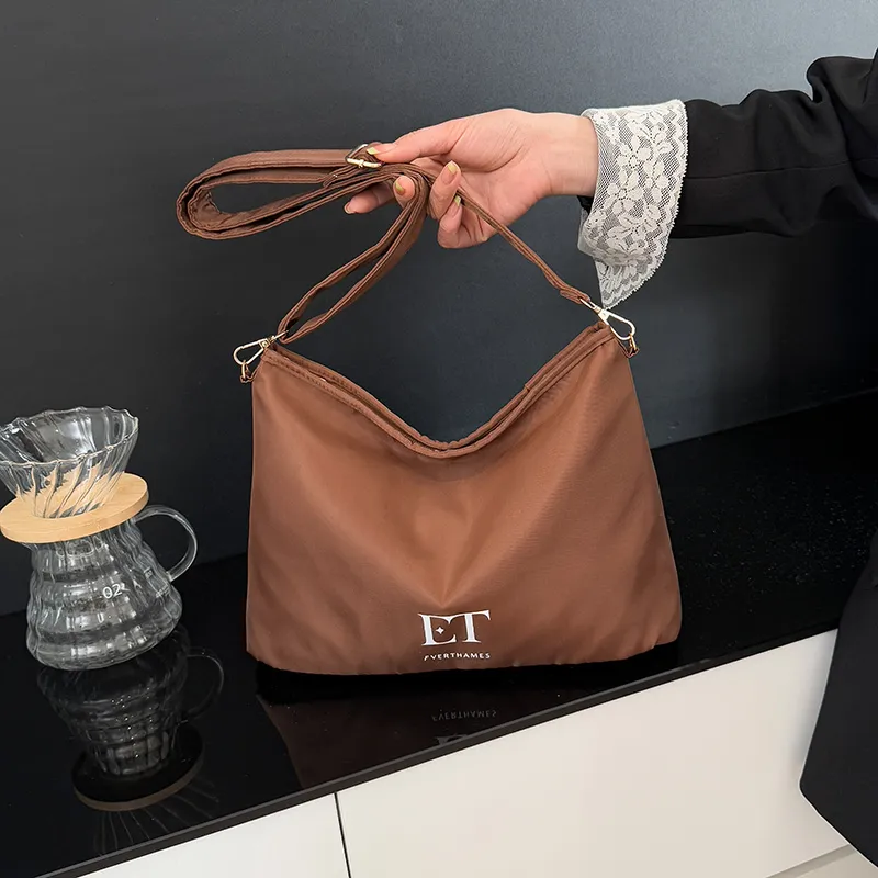 Everthames Nylon Fabric Shoulder Bag Regular Unisex Brown-1