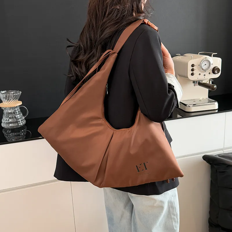 Everthames Nylon Fabric Shoulder Bag Regular Unisex Brown-5
