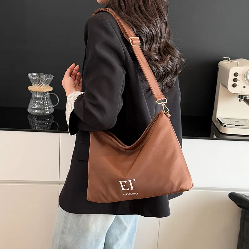 Everthames Nylon Fabric Shoulder Bag Regular Unisex Brown-5
