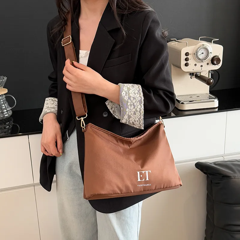 Everthames Nylon Fabric Shoulder Bag Regular Unisex Brown-6
