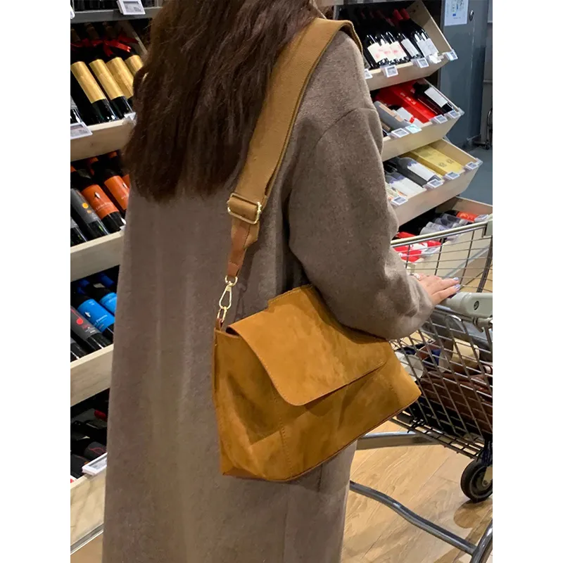 BEMIX PETS PU With Suede Shoulder Bag Women's Caramel Brown-2