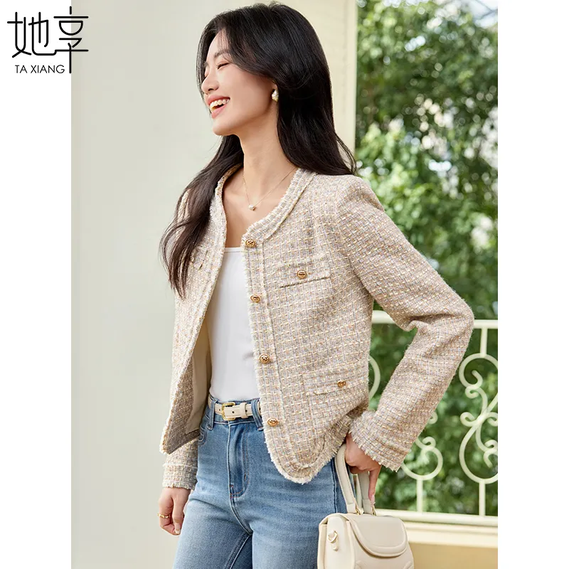 She Enjoys Cropped Coats Women's Clove Yellow-4