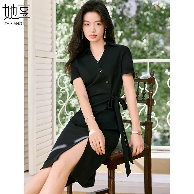 She Enjoys Short-Sleeved Dresses Women's Black-2