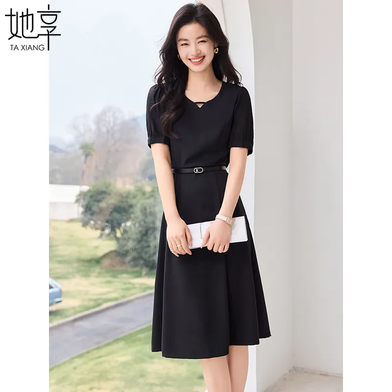 She Enjoys Short Sleeved Dress Women's Black-3