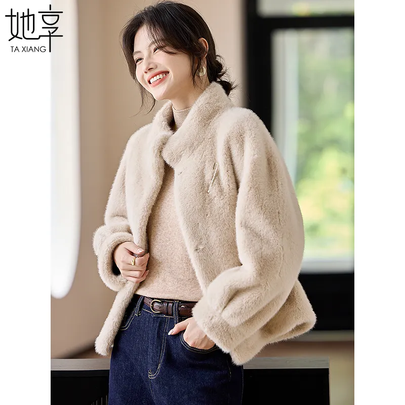 She Enjoys Cropped Coats Women's Apricot-4