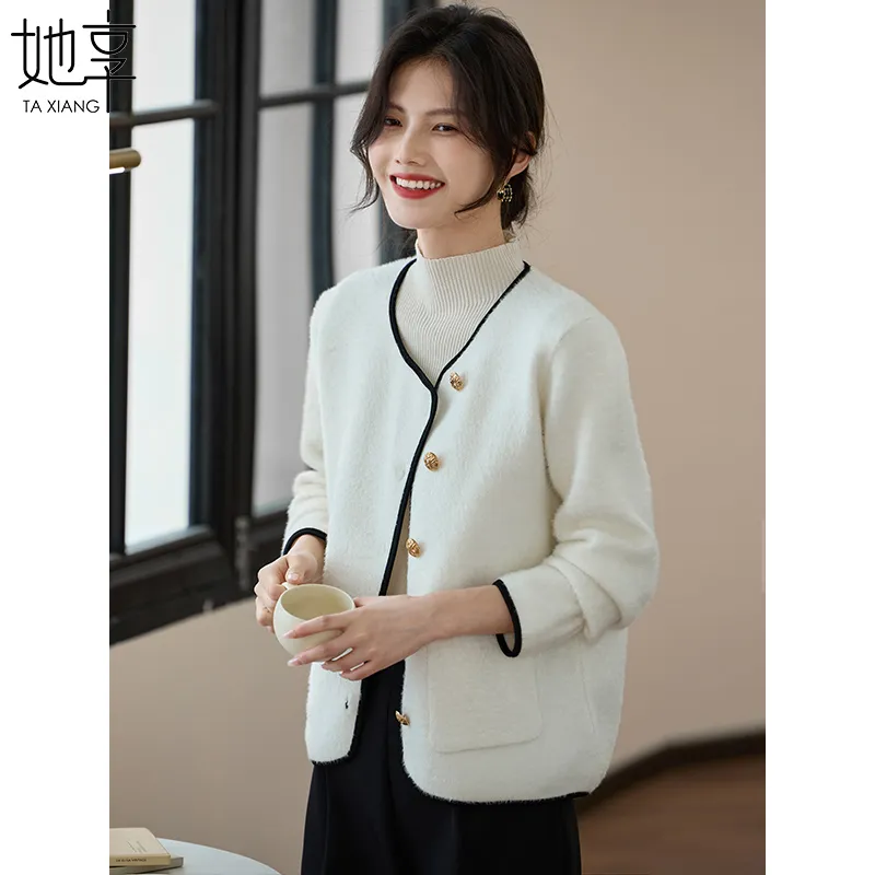 She Enjoys Cropped Coats Women's White-2