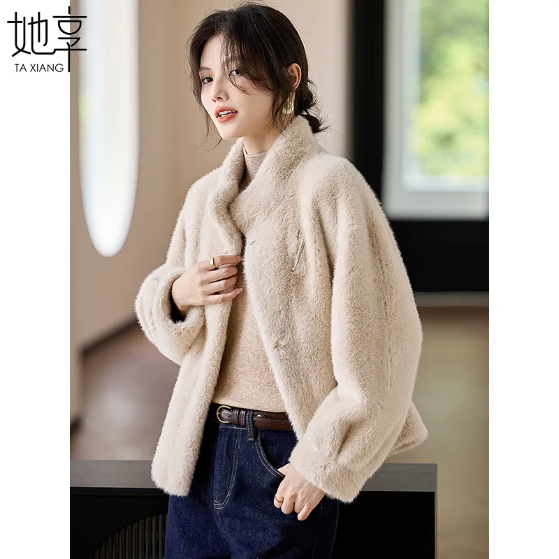 She Enjoys Cropped Coats Women's Apricot-5