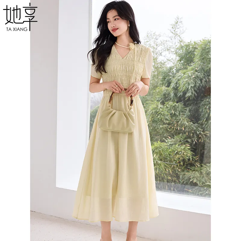 She Enjoys Short Sleeved Dress Women's Light Yellow-4
