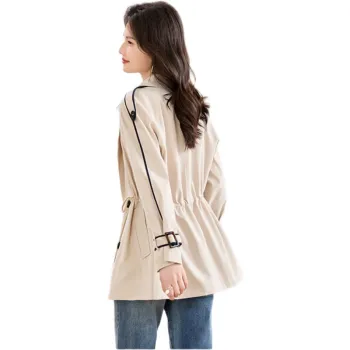 She Enjoys Cropped Coat Women's Light Khaki