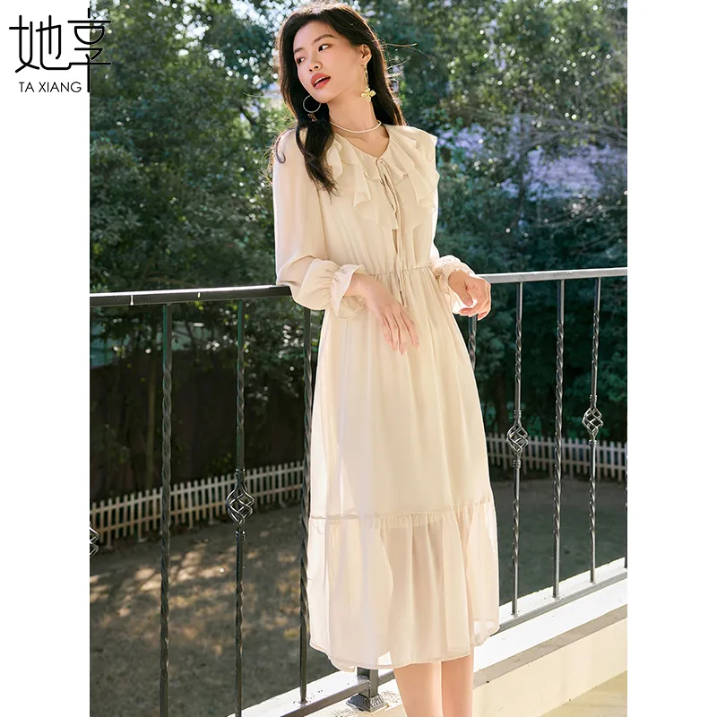 She Enjoys Long-Sleeved Dresses Women's Khaki-1
