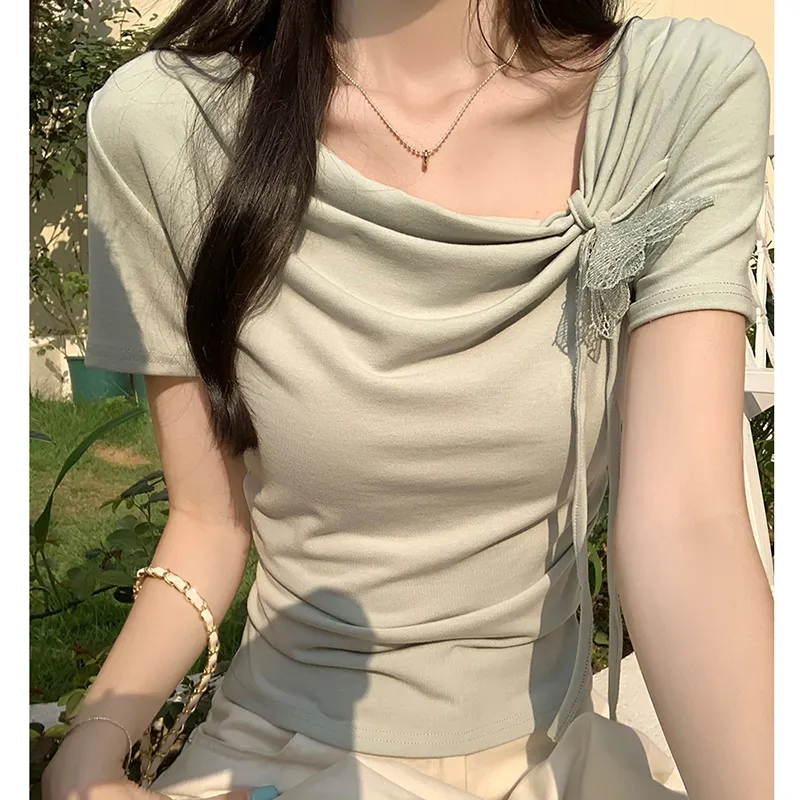 Manekniv T Shirts Women's-7