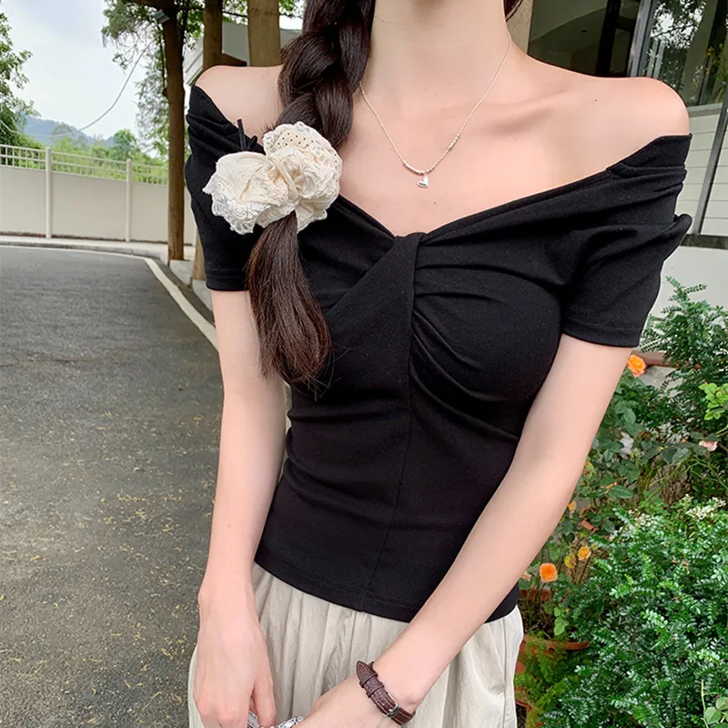 Manekniv T Shirts Women's-8