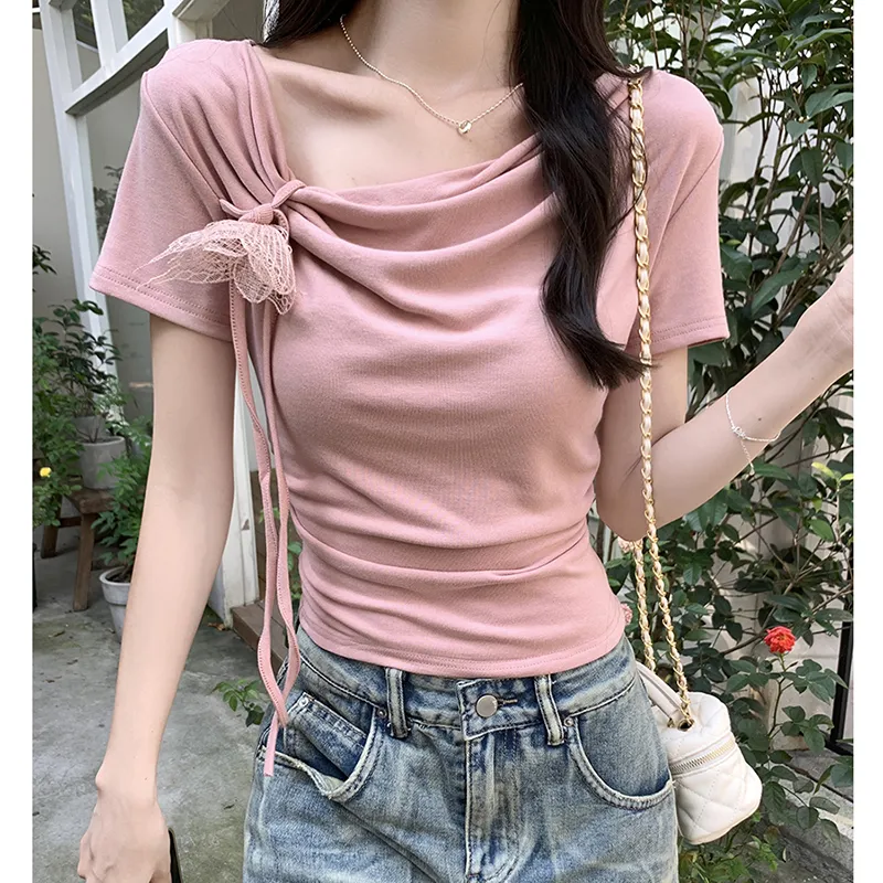 Manekniv T Shirts Women's-16