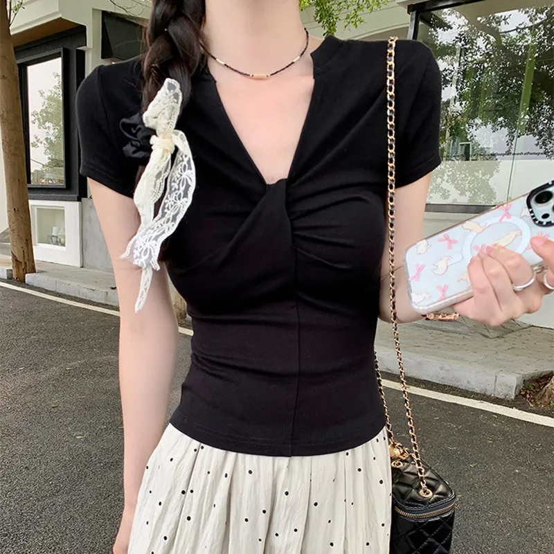 Manekniv T Shirts Women's-10