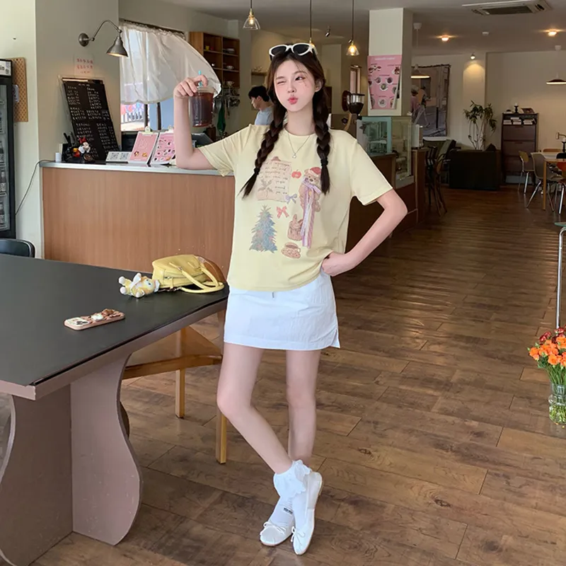 Manekniv T Shirts Women's-5