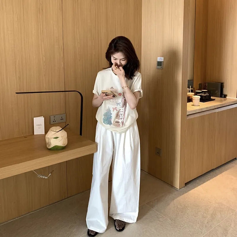 Manekniv T Shirts Women's-19