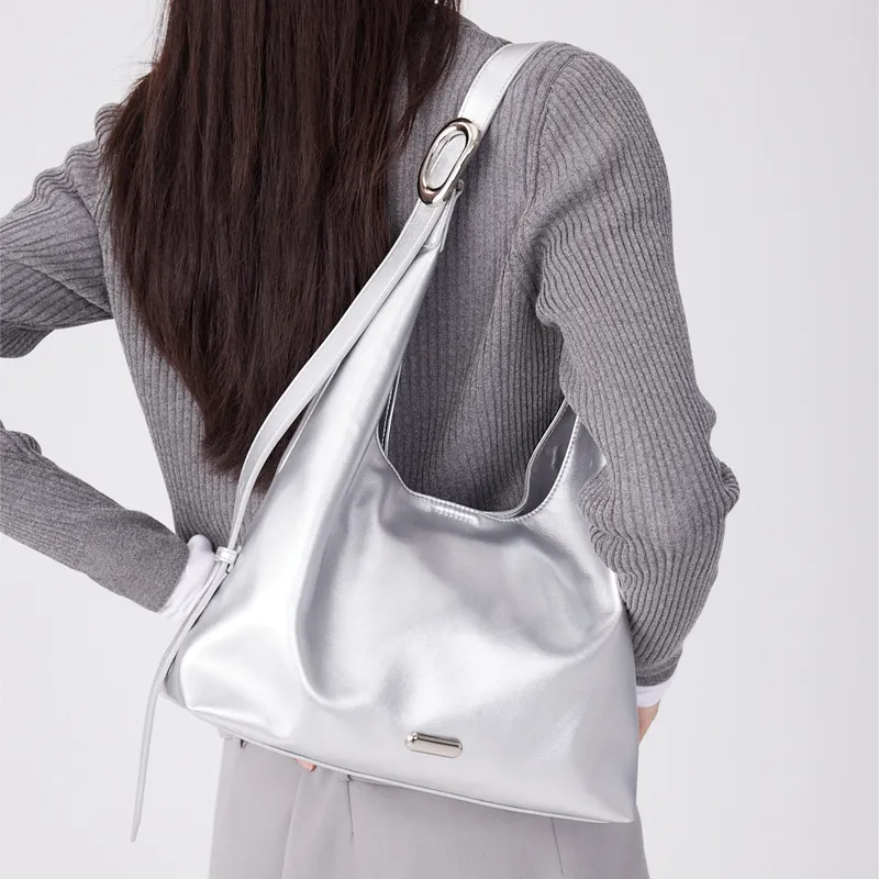 OMI Synthetic Leather Shoulder Bag Regular Medium Size Women's Black/White/Silver-5