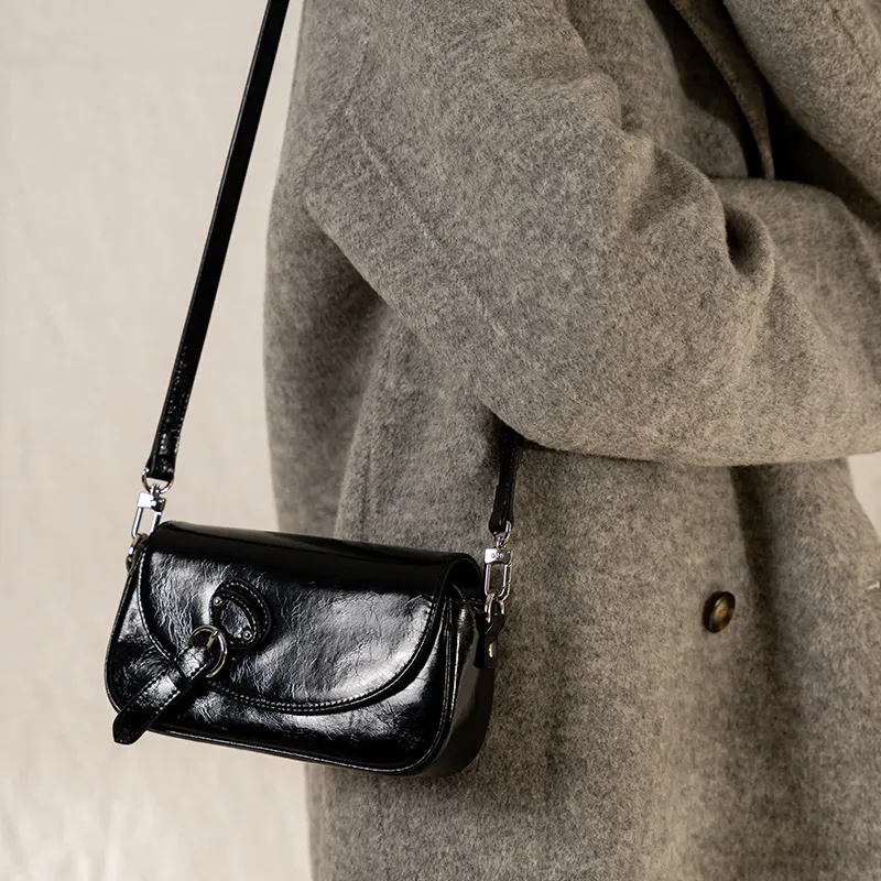 OMI Cow Leather One Shoulder Handbag Crossbody Bag Regular Women's Deep Black/Ecru-7