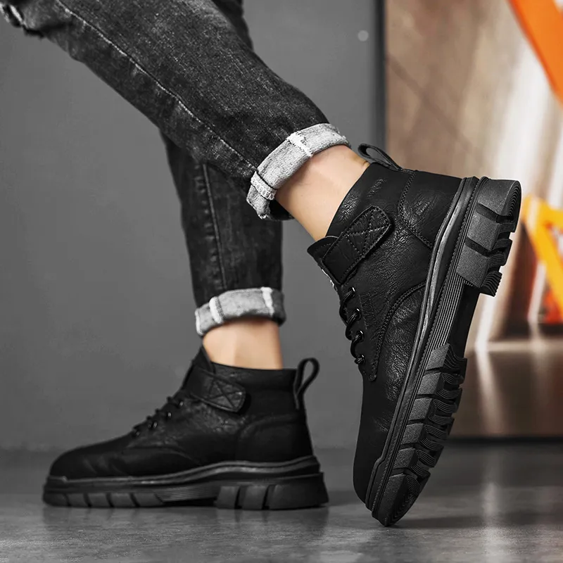 Eminu Martin Boots Men Black-3