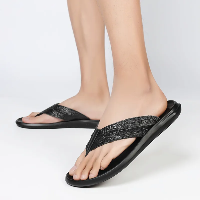 Eminu Rubber Sole Totem Stitching Leather Patchwork Slip Resistant Flip Flops Men's Black-4