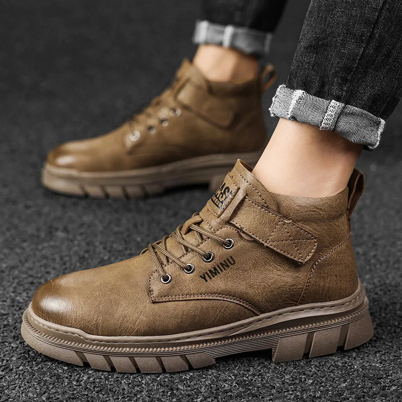 Eminu Martin Boots Men Black-19