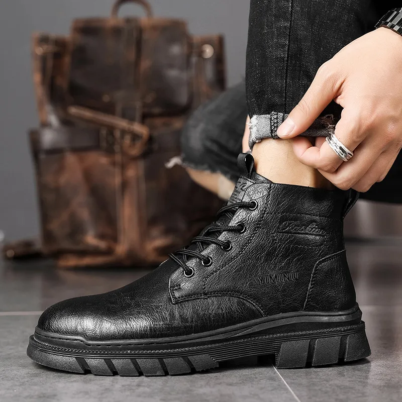 Eminu Martin Boots Men Black-6