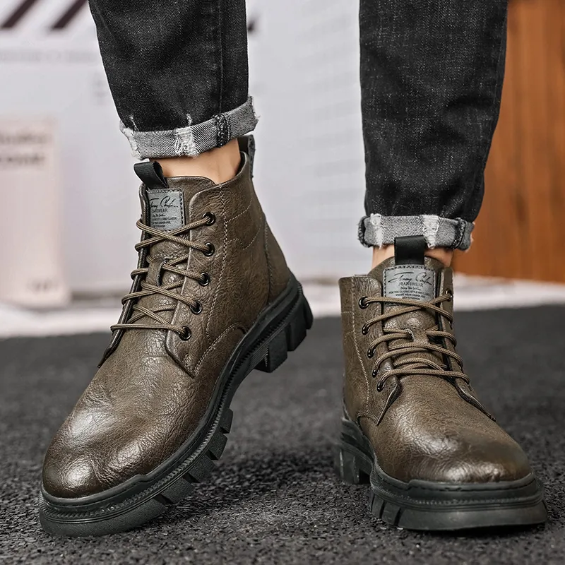 Eminu Martin Boots Men Black-11