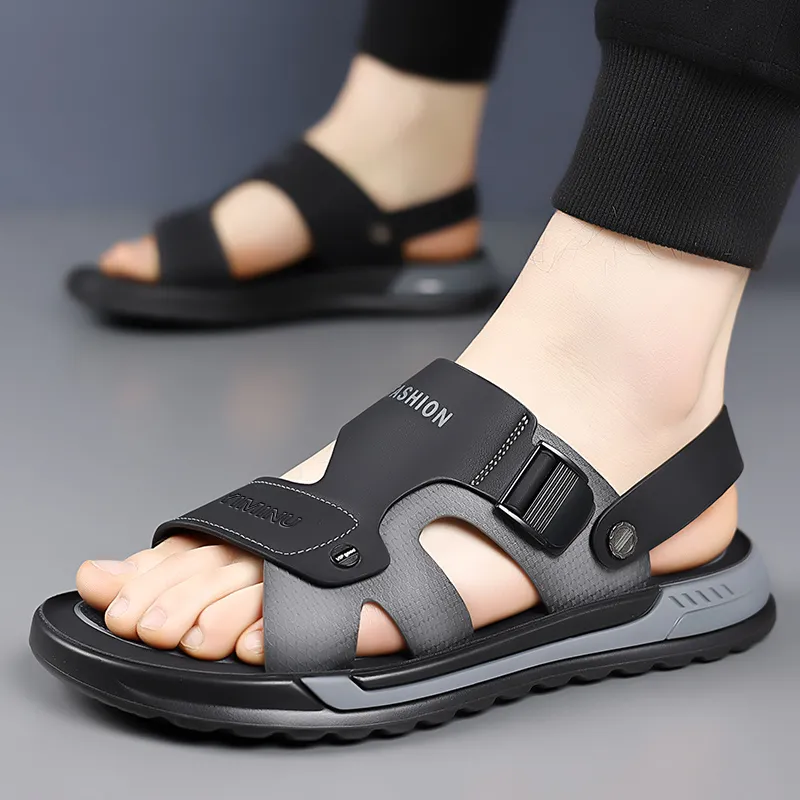 Eminu Beach Sandals Men Black-4