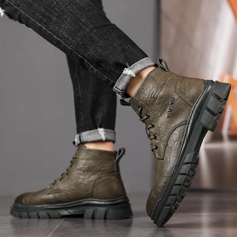 Eminu Martin Boots Men Black-12