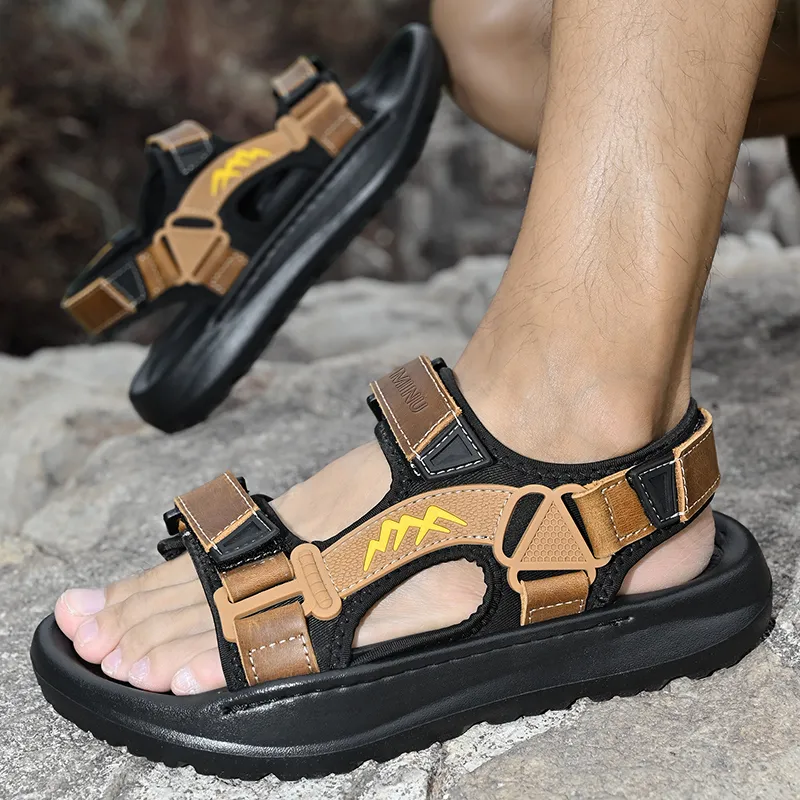 Eminu Beach Sandals Men Black-7