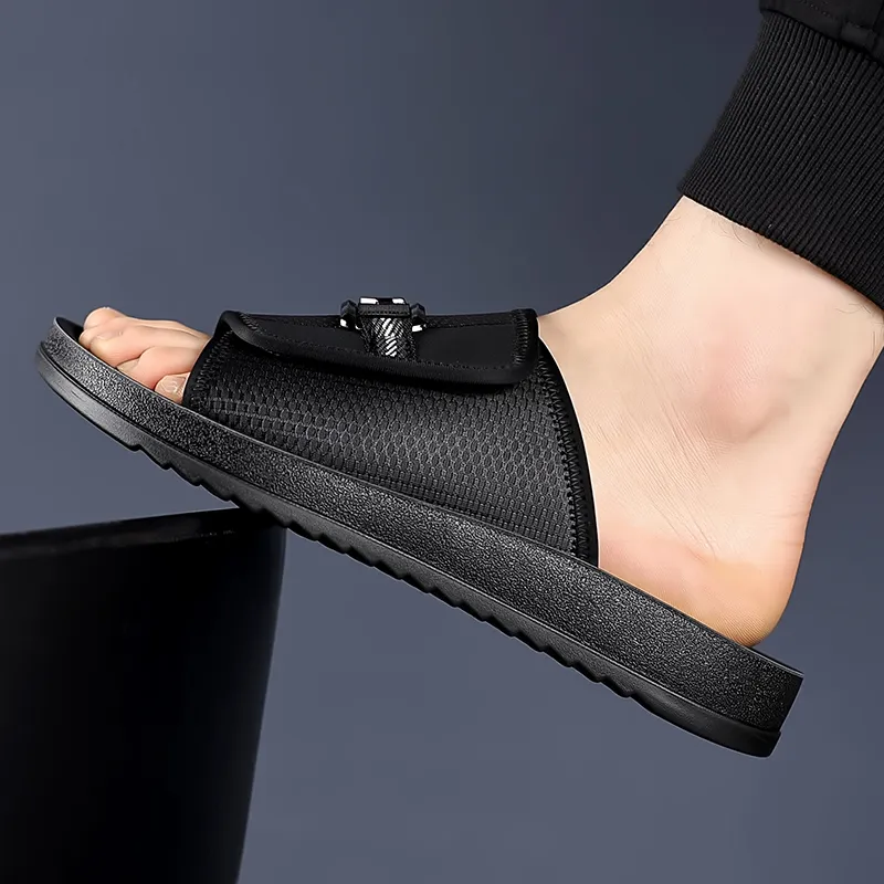 Eminu Quiet Slide Slippers Men's Black-2