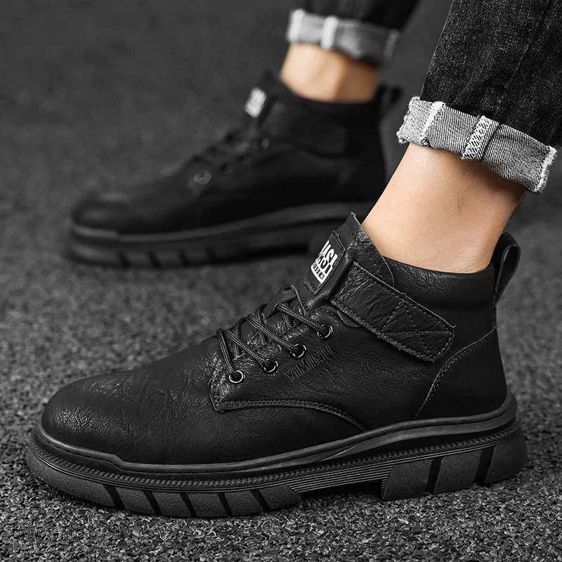 Eminu Martin Boots Men Black-4
