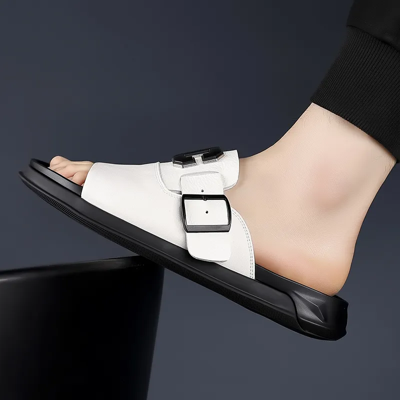 Eminu Quiet Slide Slippers Men's-9