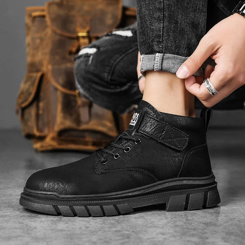 Eminu Martin Boots Men Black-2