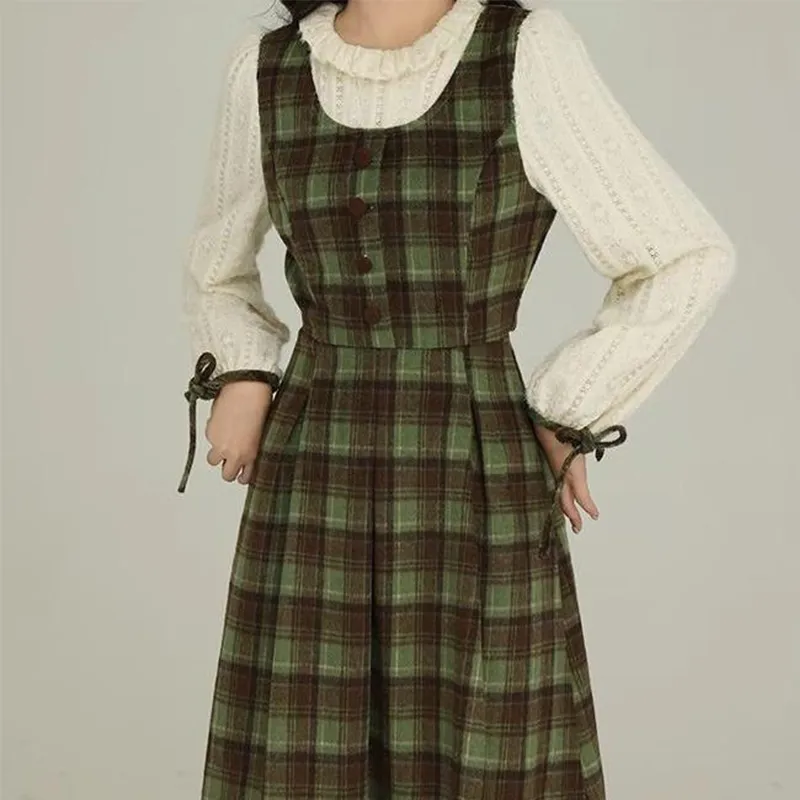 BDGU Long Sleeved Dress Women's Green-2