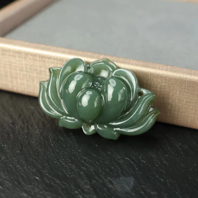 YUJIANQINGJIE Pendants Green Jade Unisex-1