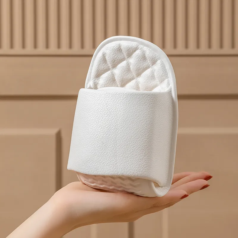 Red bean Slippers / Home Slippers-3