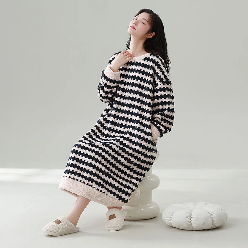 UAVAE Nightgown Women's Image Color-4
