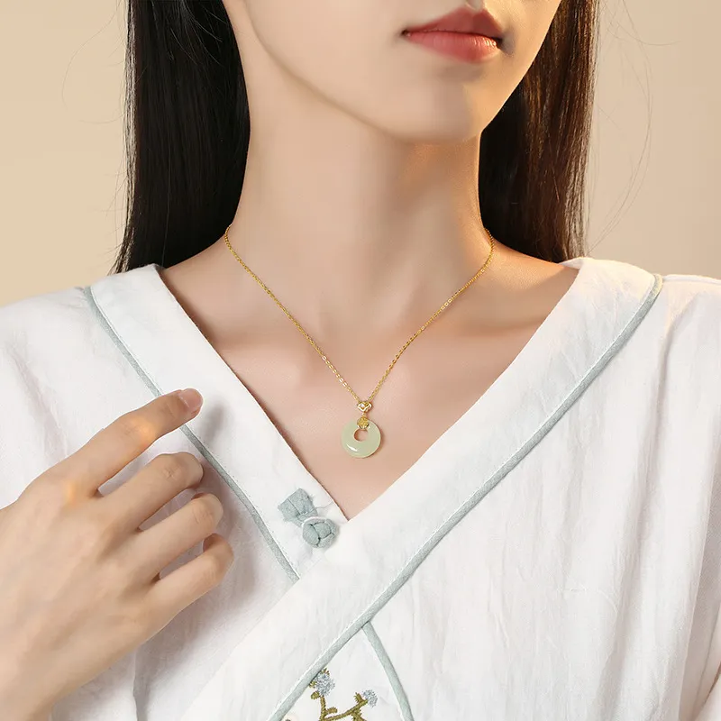 HENGSHI Hetian Jade Pendants Green Jade Women's-3