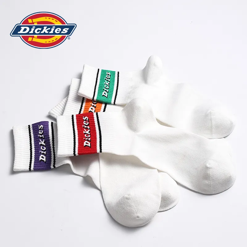 Dickies Fashionable Comfortable Moisture-Wicking Breathable Fall And Winter Crew Socks Unisex-44
