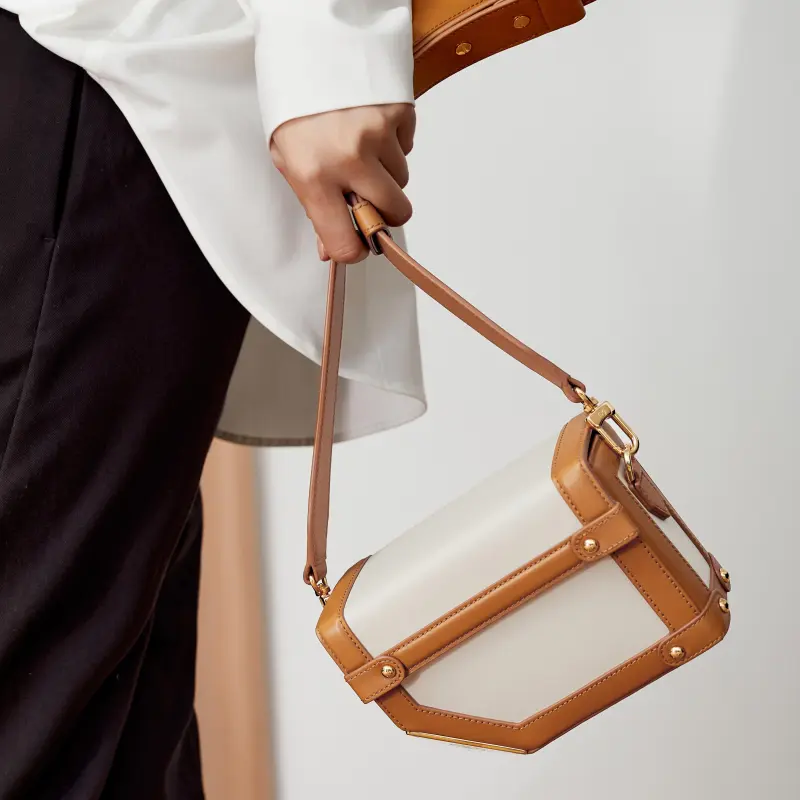 ZESH Cow Leather Shoulder Bag Women's Brown White Imprint/Dark Green Beige/Crocodile Grain Beige/Light Milk Tea Ecru-3
