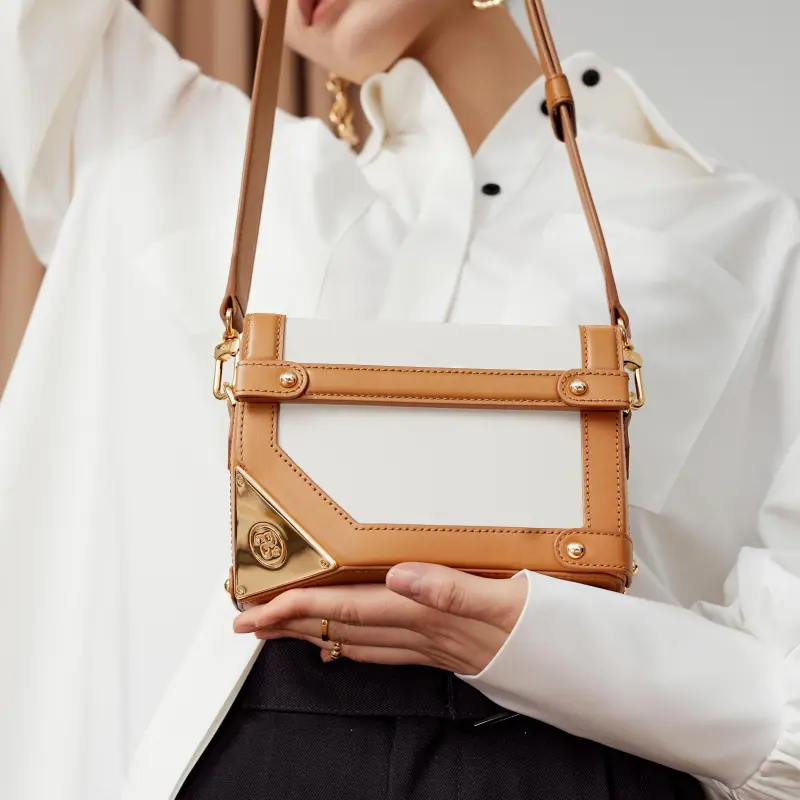 ZESH Cow Leather Shoulder Bag Women's Brown White Imprint/Dark Green Beige/Crocodile Grain Beige/Light Milk Tea Ecru-1
