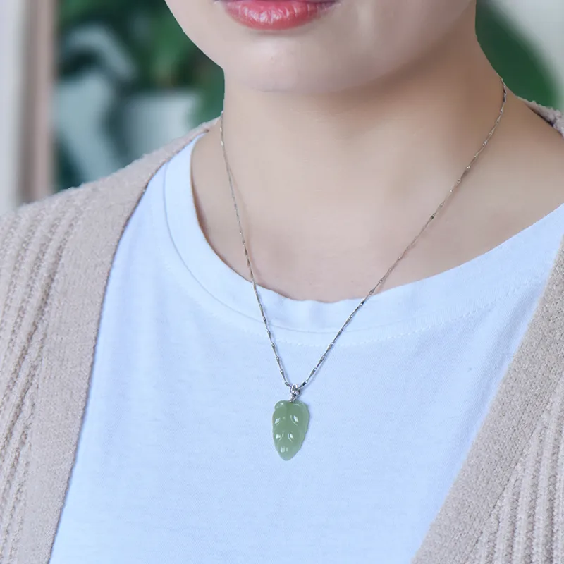 KUNYUYAO 18K Gold Inlaid Leaf Pendant Jade Pendant White Jade Unisex-3